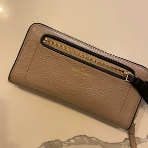 Kate Spade Nude Pink Zipper Wallet